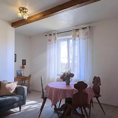 Guest house Le Duplex Du Louison - Ravissant 3P Proche Parlement Europeen - Parkings 4*