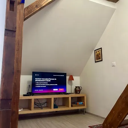 Guest house Ravissant 3p 90m2 Au Calme, Proche Du Parlement Europeen